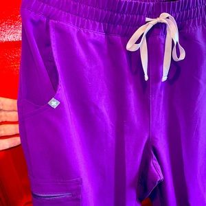 FIGS MAGIC PURPLE LIMITED EDITION HIGH WAISTED ZAMORA JOGGER SCUBS in size XL